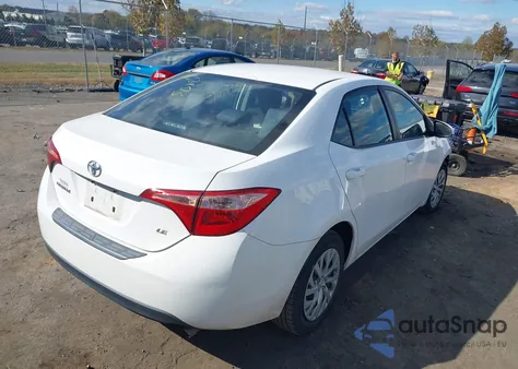 2018 Toyota Corolla Le z USA, uszkodzony, nr VIN 2T1BURHE5JC014565